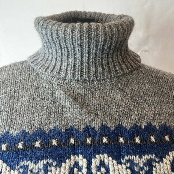 Carroll Reed Wool Fair Isle Turtleneck Knit Sweater size Medium Grays and Blues - Picture 3 of 13